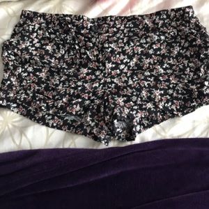Floral print shorts